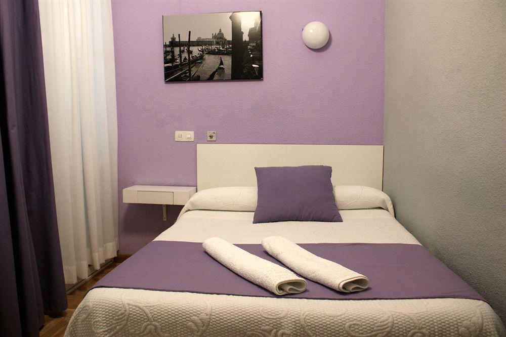 Hostal Rias Bajas Madrid Kültér fotó
