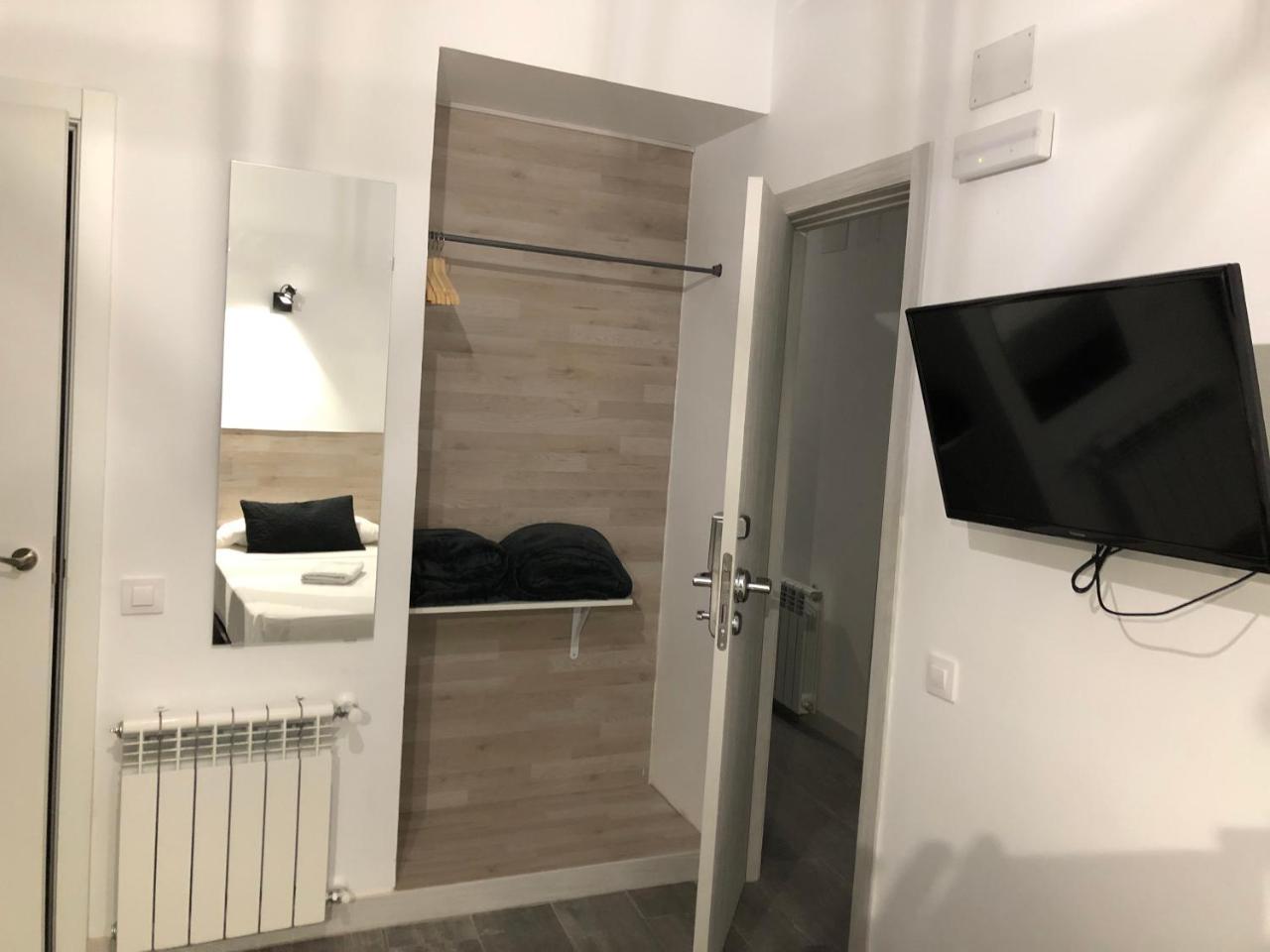 Hostal Rias Bajas Madrid Kültér fotó
